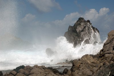 Crashing Waves